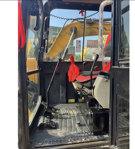Miniexcavadora de cadenas usada CAT306 de 6 toneladas con certificación CE y cucharón. - Product Image 6