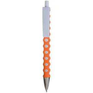 Penna Promozionale Personalizzata con Gancio in Gomma Perforata, Gadget Personalizzati - Product Image 6
