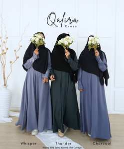 Robe modeste musulmane pour femmes PREMIUM, abaya basique, tissu en polyester de haute qualité, respirant - Product Image 1