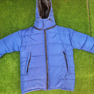 Blouson matelassé vintage en laine personnalisable avec logo brodé, capuche et motif patchwork 3D, service ODM/OEM disponible, taille XS pour l'hiver - Product Image 1