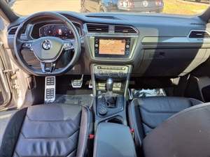 Volkswagen Tiguan SEL Premium R-Line 4Motion SUV 2020, Muy Limpio y Resistente, Asientos de Cuero, Cámara Trasera, Faros LED, Neumáticos R19 - Product Image 5