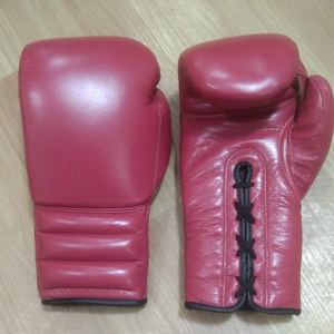 ถุงมือชกมวยแบบใหม่ ดีไซน์โลโก้เองได้ สีชมพูเงา หนังแท้ สำหรับฝึกซ้อม 男女兼用 รุ่น CP-BG-29 - Product Image 1