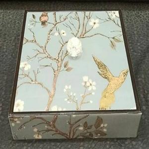 Caja de joyería de diseño moderno, cajas decorativas con forma cuadrada de madera y resina, Color gris, pájaro impreso, utilizado para accesorios de joyería modernos - Product Image 6