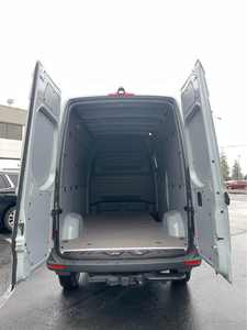 Mercedes-Benz Sprinter 2500 Cargo Usado 2025, Techo Alto - Product Image 5