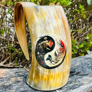 Tasse en corne faite à la main authentique à forte demande, récipient à boire naturel pour bière et bière, disponible au meilleur prix auprès de la vente en gros en Inde - Product Image 1