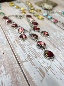 Collar de plata de ley hecho a mano con múltiples piedras, joyería Bohemia única para mujer, pieza de declaración artesanal elegante - Product Image 5