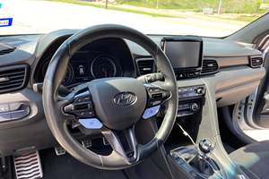 Hyundai Veloster N 2020 Usado, Inspeccionado, Transmisión Manual de 6 Velocidades, Motor Turbo de 4 Cilindros y 275 hp, Paquete de Rendimiento, Mayormente sin Modificaciones - Product Image 4