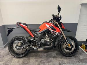 Motocicleta ZT125-U de Alta Calidad de 2 Ruedas - Product Image 6