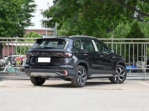 Toyota 2023 300TSI SUV Usado en Excelentes Condiciones a Precio de Mayoreo, Bajo Kilometraje, Sin Problemas Mecánicos, Listo para Conducir - Product Image 2