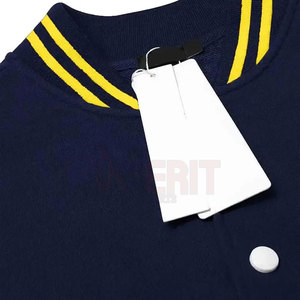 เสื้อแจ็คเก็ตขนสัตว์ผู้ชายคุณภาพสูงปี 2025 สไตล์ Letterman พิมพ์โลโก้ตามสั่ง บริการ OEM กันน้ำ เป็นมิตรกับสิ่งแวดล้อม MOQ ต่ำ - Product Image 4