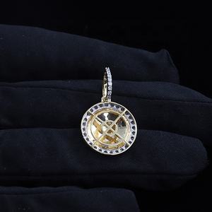 Colgante de Diamantes Personalizado con Diamantes de Claridad VVS, Estilo Hip Hop de Lujo, Diseño Bonito en Oro para Hombres y Mujeres - Product Image 4