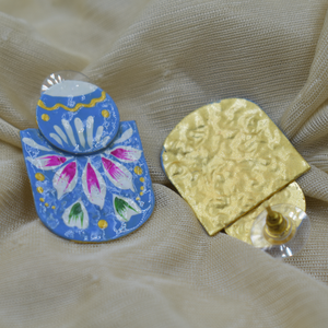 Boucles d'oreilles en pierre de nacre plaquées or, fabrication artisanale, dernière mode 2025, peintes à la main, fabricant et fournisseur, pour femmes et filles - Product Image 4