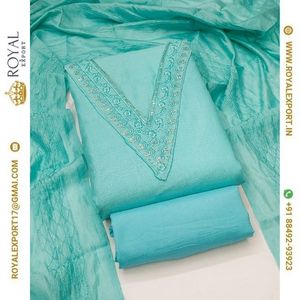 Matériau de la robe des femmes ce costume non cousu en coton chandery est magnifiquement orné d'un travail brodé - Product Image 3