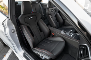 Asequible para Conducir |   CONDUCCIÓN IZQUIERDA |   Volante a la derecha |   BMW M2 CS 2020 con 210 mil millas - Product Image 5