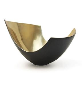 Elegant Metal <b>Bowl</b> with Hand Sculpture Stand for Serving Display Food Fruits Dining Table Decoration <b>Silver</b> Color Round Shape - Product Image 6