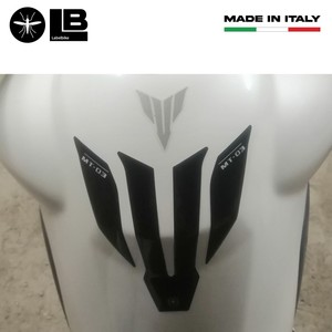 Copertura Serbatoio 3D Compatibile con Yamaha MT-03 Modello fino al 2025 - Product Image 3