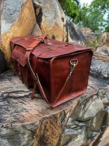 กระเป๋าหนังสำหรับผู้ชายกระเป๋าเดินทางแบบดัฟเฟิลทำมือสำหรับไปยิมวันหยุดพักผ่อน - Product Image 3