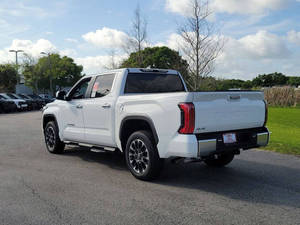 Toyota Tundra Limited d'occasion 2026 - Product Image 3