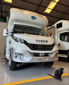 High Quality Luxury 4x4 Petrol RV Camper Motorhome Trailer.. - Product Image 2