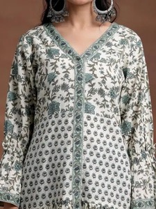 Robe de mariée imprimée à fleurs en coton indien tissé à la main Vintage formelle longue tenue de fête naturelle douce mode d'été personnalisée - Product Image 5