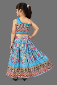 ชุดเลเฮนกาโชลีลายดอกไม้สีน้ำเงินสำหรับเด็กผู้หญิง แบรนด์โชรยัม แฟชั่น ชุดแบบไหล่เดียว สไตล์ชาติพันธุ์อินเดีย สำหรับงานปาร์ตี้แบบดั้งเดิม - Product Image 3