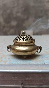 Quemador de Incienso de Latón con Acabado Liso para Espacios de Relajación, Mejora la Comodidad y la Concentración con Humo Suave y Controlado - Product Image 6