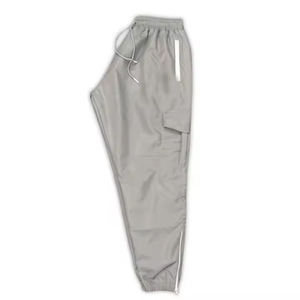 Conjunto corto cortavientos de dos piezas personalizado, ropa de calle de nailon y poliéster, chándal para hombre, conjunto corto cortavientos con logotipo personalizado OEM - Product Image 4