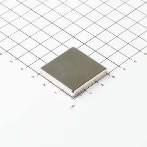 Magnete a blocco in neodimio 30x30x5mm - Product Image 1