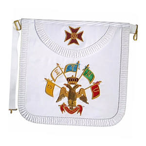 Delantal de rito escocés de 33 grados, satén blanco con bordes plisados - Product Image 1