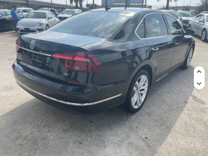 Volkswagen Passat 2018 Usado, Limpio, con Volante a la Izquierda/Derecha - Product Image 6
