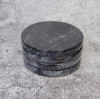 Sous-verres en marbre classiques magnifiquement conçus avec des matériaux de qualité supérieure, épaisseur 5 mm, écologiques, pour une mise en scène de table d'inspiration vintage
