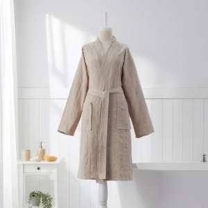 Albornoz de algodón turco Santorini, color arena, estilo kimono - Product Image 4