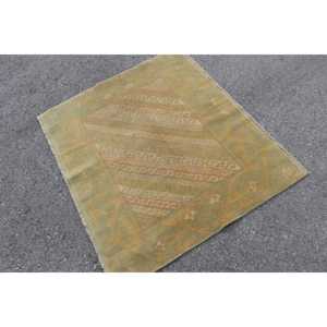 พรมขนาด 3.8x3.2 ฟุต พรมวินเทจขนาดเล็ก พรมลายดอกไม้สีเขียว - Product Image 3