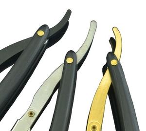 Outil d'épilation de barbier en acier inoxydable avec couteaux de rasoir à manche en bois - Product Image 4