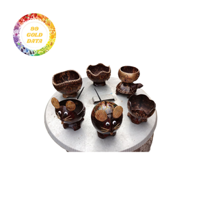 Esculturas ecológicas de arte animal de cáscara de coco hechas a mano, perfectas para exhibiciones o regalos para amantes de la naturaleza - Product Image 1