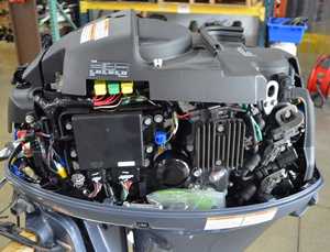 Motor fuera de borda Yamaha de 40 CV, 4 tiempos, 20 pulgadas, con control remoto, usado, año 2013 - Product Image 4