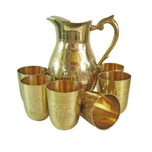 Jarra de cobre moderna con vasos Vasos de diseño elegante para comedor Estilo de vida saludable Hogares Cocina y uso diario - Product Image 5