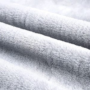 เสื้อฮู้ดดี้ผู้ชายดีไซน์ใหม่ล่าสุดสำหรับฤดูหนาว ผลิตจากผ้าโพลีเอสเตอร์/คอตตอน บุด้วยผ้าฟลีซย้อมสีพื้น - Product Image 4