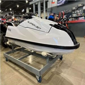 Jet ski Yamaha SuperJet 4 temps haut de gamme (plus de 300 ch, 3 places) (restocké) - Product Image 3
