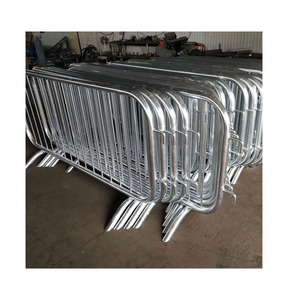 Barrière de contrôle de foule en métal personnalisée Garde-corps en fer portable Barricades - Product Image 4