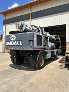 Best Rated 2009 X-L <b>3100</b> II Excavator Truck Mounted Heavy-Duty Construction Machinery - Product Image 4