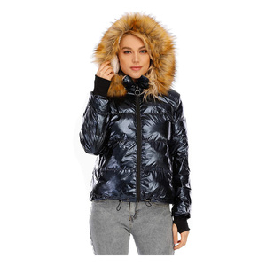Veste à capuche pour femmes avec cordon de serrage réglable Manteau oversize pour femmes avec look streetwear - Product Image 6