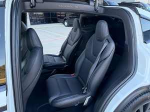 Seminuevo Clean 2022 Tesl-un modelo x Plaid AWD - Product Image 4