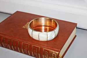 Ensemble de bracelets en os Bracelets en incrustation d'os faits à la main d'Inde - Product Image 3