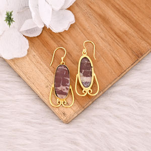 Pendientes Largos de Latón Chapado en Oro de Estilo Clásico Hechos a Mano con Piedra Preciosa de Jaspe Malinga, Pendientes Ovalados Largos, Fabricante Mayorista - Product Image 4