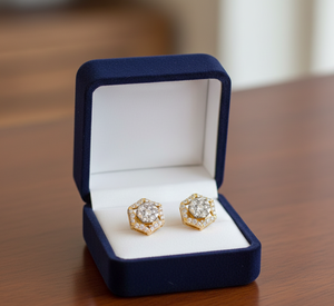 Boucles d'oreilles en diamant hexagonal en or pour femmes Bijoux d'anniversaire - Product Image 3