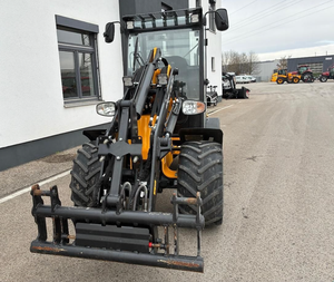 Chargeur frontal JCB 403 d'origine, excellent état, haute efficacité, prix bas. - Product Image 1