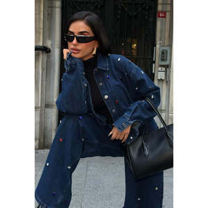 Veste oversize pour femme 10278-08 en jean avec détails en pierre – Confortable et au design unique - Product Image 5
