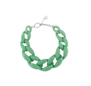 Collier en cristal de résine fait à la main pour femmes, bijoux élégants pour les fêtes, pendentifs de mode, colliers de mode, bijoux de mode - Product Image 5