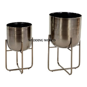 Poudre noire jardinière ensemble de deux concepteur fait à la main en gros jardinière Pot décoration de jardin fantaisie en gros métal jardinière - Product Image 3